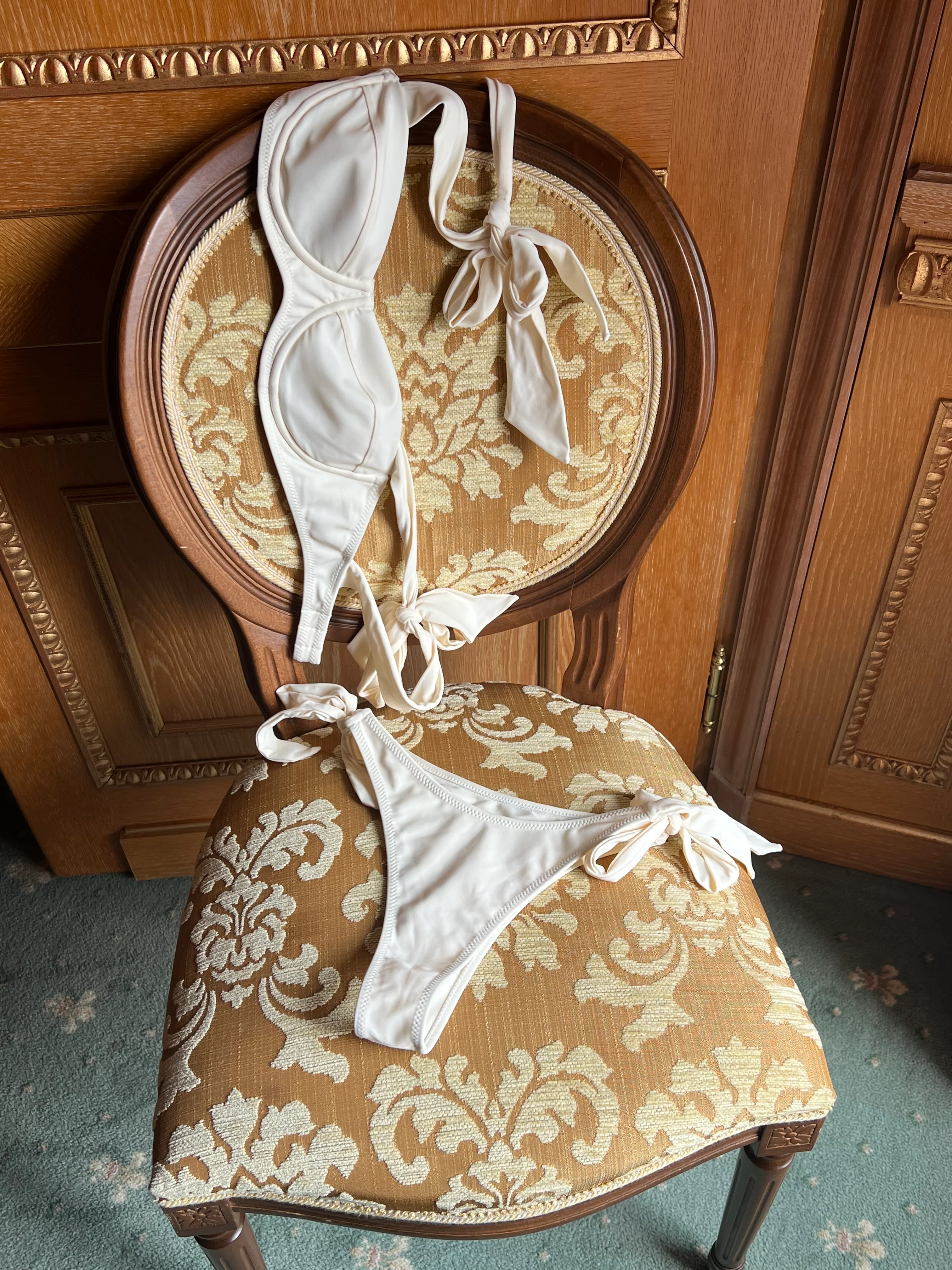 White Lotus Top - Image 8