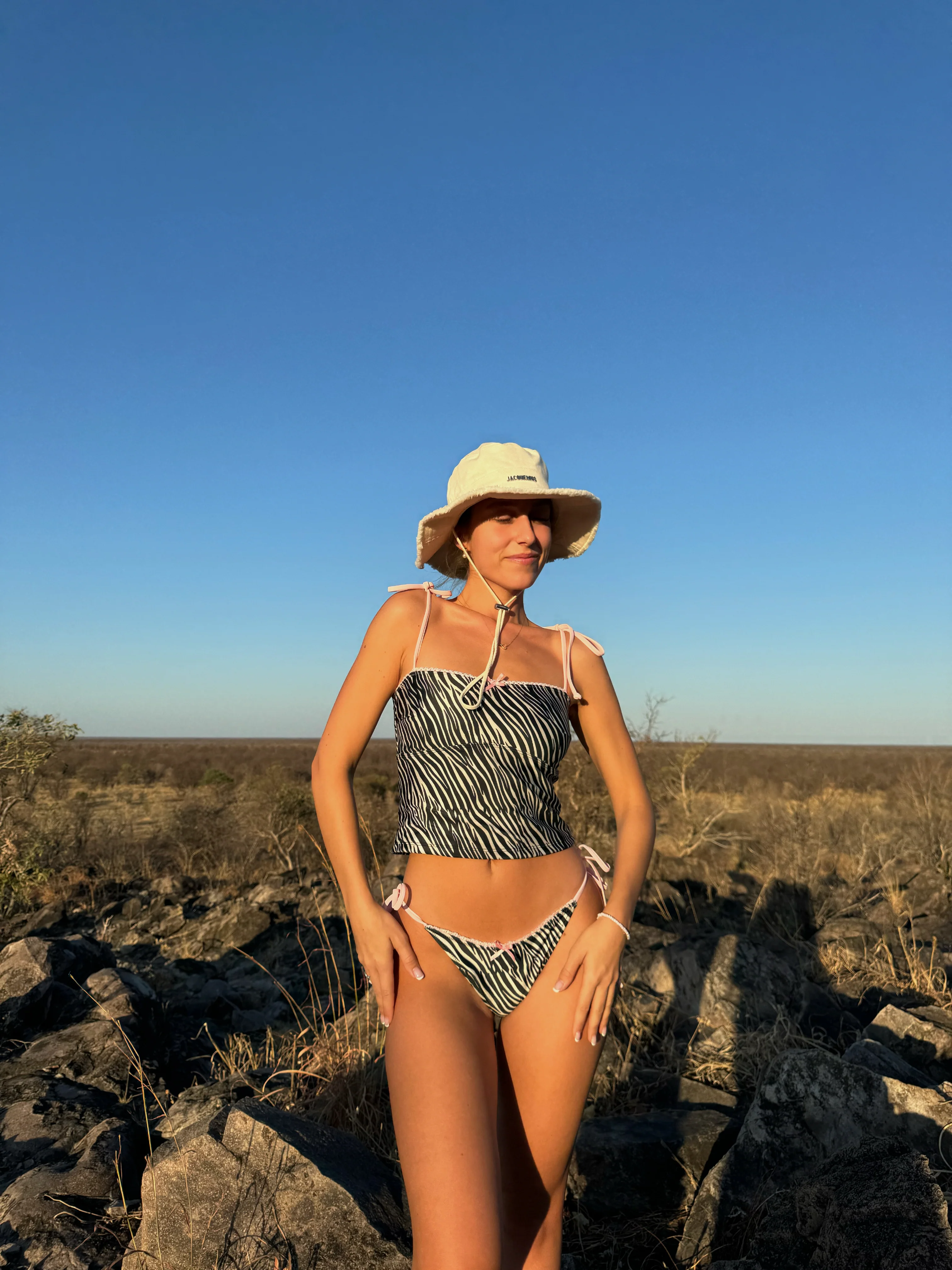 Zed Bottom - Image 9